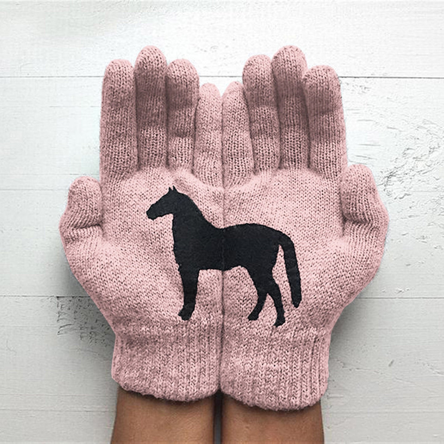 Dark horse print woolen gloves